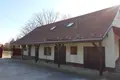 Commercial property 140 m² in Oerkeny, Hungary