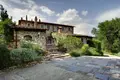 Investment 1 000 m² in Greve in Chianti, Italy