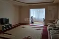 Kvartira 4 xonalar 150 m² Samarqandda