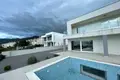 Villa de tres dormitorios 250 m² Klenovica, Croacia