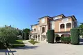 Hotel 535 m² in Mugeba, Croatia