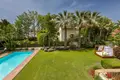 Haus 6 Schlafzimmer 647 m² Estepona, Spanien