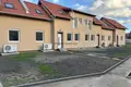 Mieszkanie 5 pokojów 86 m² Cegled, Węgry