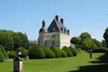 Замок 1 200 м² Париж, Франция