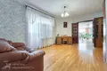 Casa de campo 677 m² Ratamka, Belarús