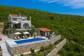 Villa 2 habitaciones 300 m² Tivat, Montenegro