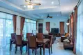 Villa de 4 dormitorios 440 m² Rawai, Tailandia