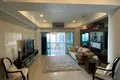 1 bedroom condo 93 m² Na Kluea, Thailand