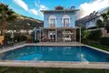 Villa de 5 habitaciones 280 m² Oludeniz, Turquía
