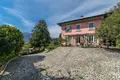 Villa 18 Zimmer 1 290 m² Verbania, Italien