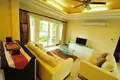 3-Schlafzimmer-Villa 200 m² Phuket, Thailand