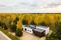 Casa de campo 360 m² Kalodziscanski sielski Saviet, Bielorrusia