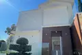 Dom 5 pokojów 200 m² Koinoteta Parekklesias, Cypr