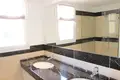 Квартира 2 спальни 120 м² Марбелья, Испания