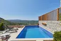 Villa de tres dormitorios 273 m² Tivat, Montenegro