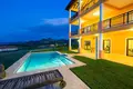 4 bedroom house 554 m² Roatan, Honduras