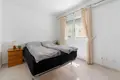 Szeregowiec 3 pokoi 100 m² Torrevieja, Hiszpania