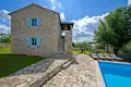 Villa de tres dormitorios 120 m² Porec, Croacia