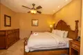 2 bedroom condo 1 058 m² West Bay, Honduras
