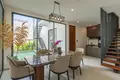 4 bedroom Villa 260 m², All countries