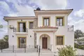 Villa 4 chambres 240 m² Kyrenia, Chypre du Nord