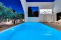 5 bedroom villa 225 m² Supetar, Croatia