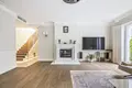 Mieszkanie 5 pokojów 222 m² Warszawa, Polska