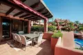 Mieszkanie 3 pokoi 410 m² Estepona, Hiszpania