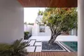 4 bedroom Villa 420 m² Choeng Thale, Thailand