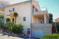 4 bedroom house 275 m² Lustica, Montenegro