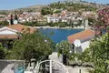 5-Schlafzimmer-Villa 260 m² Sibenik, Kroatien