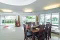 Villa mit 2 Schlafzimmern 300 m² Sakhu, Thailand