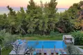 Hotel 1 240 m² in Kriopigi, Greece