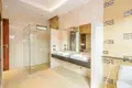 Villa de tres dormitorios 293 m² Rawai, Tailandia