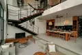 4-Schlafzimmer-Villa 310 m² Jelantik, Indonesien