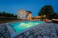 Villa de tres dormitorios 120 m² Porec, Croacia