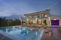 4 room house 245 m² Smolici, Croatia