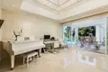 5 bedroom villa 617 m² Estepona, Spain