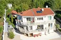 3-Schlafzimmer-Villa 380 m² Abbazia, Kroatien