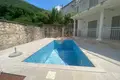 Casa 5 habitaciones 200 m² Zelenika-Kuti, Montenegro