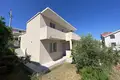 4 bedroom house 160 m² Lustica, Montenegro