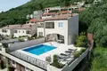 3-Schlafzimmer-Villa  in Rijeka-Rezevici, Montenegro