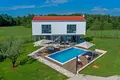 Villa 8 bedrooms 370 m² Grad Pula, Croatia