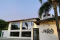 Mieszkanie 3 pokoi 140 m² Benahavis, Hiszpania