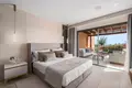 4 bedroom apartment 215 m² San Pedro Alcantara, Spain