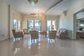 Dom 4 pokoi 360 m² Anarita, Cypr