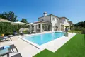 4 bedroom Villa 359 m² Rovinj, Croatia