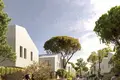 Kompleks mieszkalny Large gated complex of villas with swimming pools at 300 meters from the beaches, Oroklini, Cyprus
