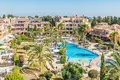 Mieszkanie 3 pokoi 110 m² Pafos, Cypr