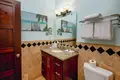 2 bedroom condo 129 m² West Bay, Honduras